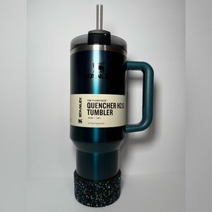 Stanley 2023 Limited Edition BALSAM GLOW 40oz Quencher H2.O Tumbler BNWT + Boot